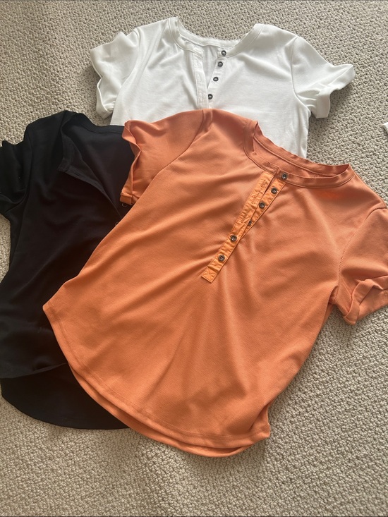 Amazon Tops - Amazon Short-Sleeve Henley Tee - Black, white and orange